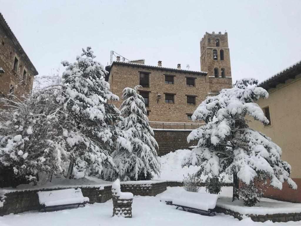 Apartamentos El Mirador Villarroya de los Pinares Kültér fotó